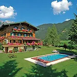 Haus Alpina Oda ve Kahvaltı Werfenweng