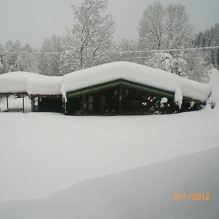 Oda ve Kahvaltı Haus Alpina 3*