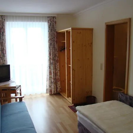 Haus Alpina Panzió