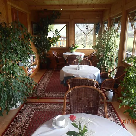 Oda ve Kahvaltı Haus Alpina 3*