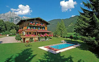 Haus Alpina Panzió Werfenweng